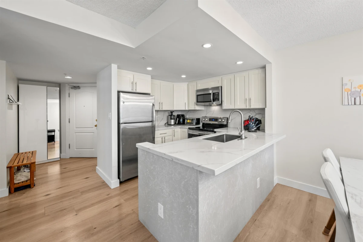 Living Room Photo of 706 867 Hamilton Street, Vancouver, BC