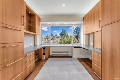 Powder Room Photo of 4389 Locarno Crescent, Vancouver, BC