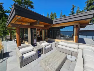 9217 Truman Road, Sunshine Valley, BC, Sunshine Valley — Single Family Residence for sale