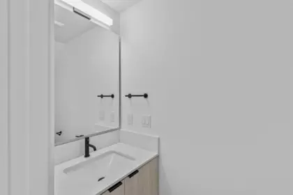 Primary Bathroom Photo of 208 921 Grant Street, Coquitlam, BC