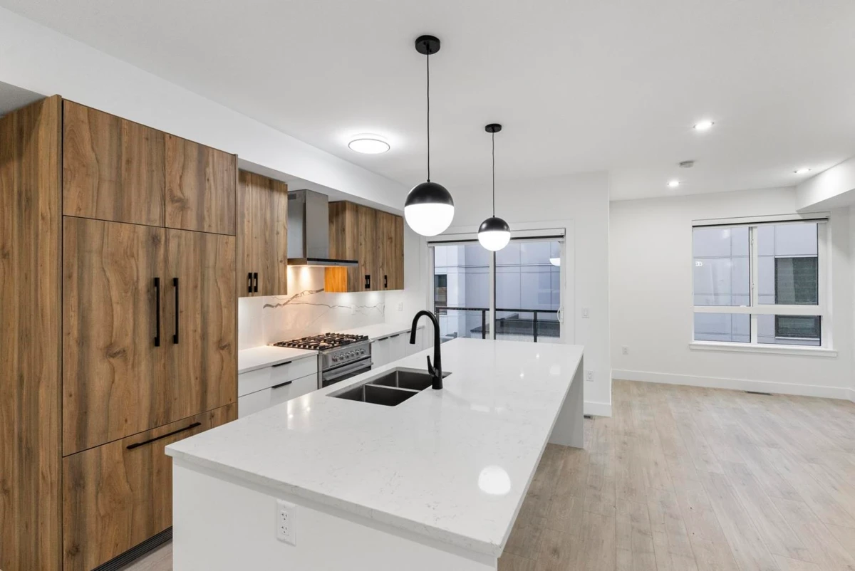 Dining Area Photo of 27 13895 64 Avenue, Surrey, BC