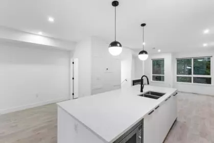 Primary Bathroom Photo of 27 13895 64 Avenue, Surrey, BC