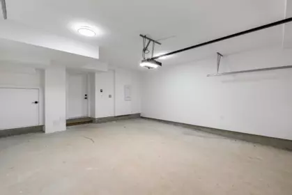 Swimming Pool Photo of 27 13895 64 Avenue, Surrey, BC