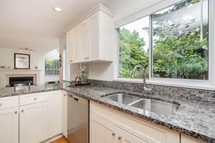 Guest Bathroom Photo of 954 160b Street, Surrey, BC