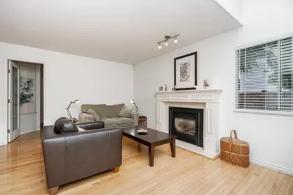 Laundry Room Photo of 954 160b Street, Surrey, BC