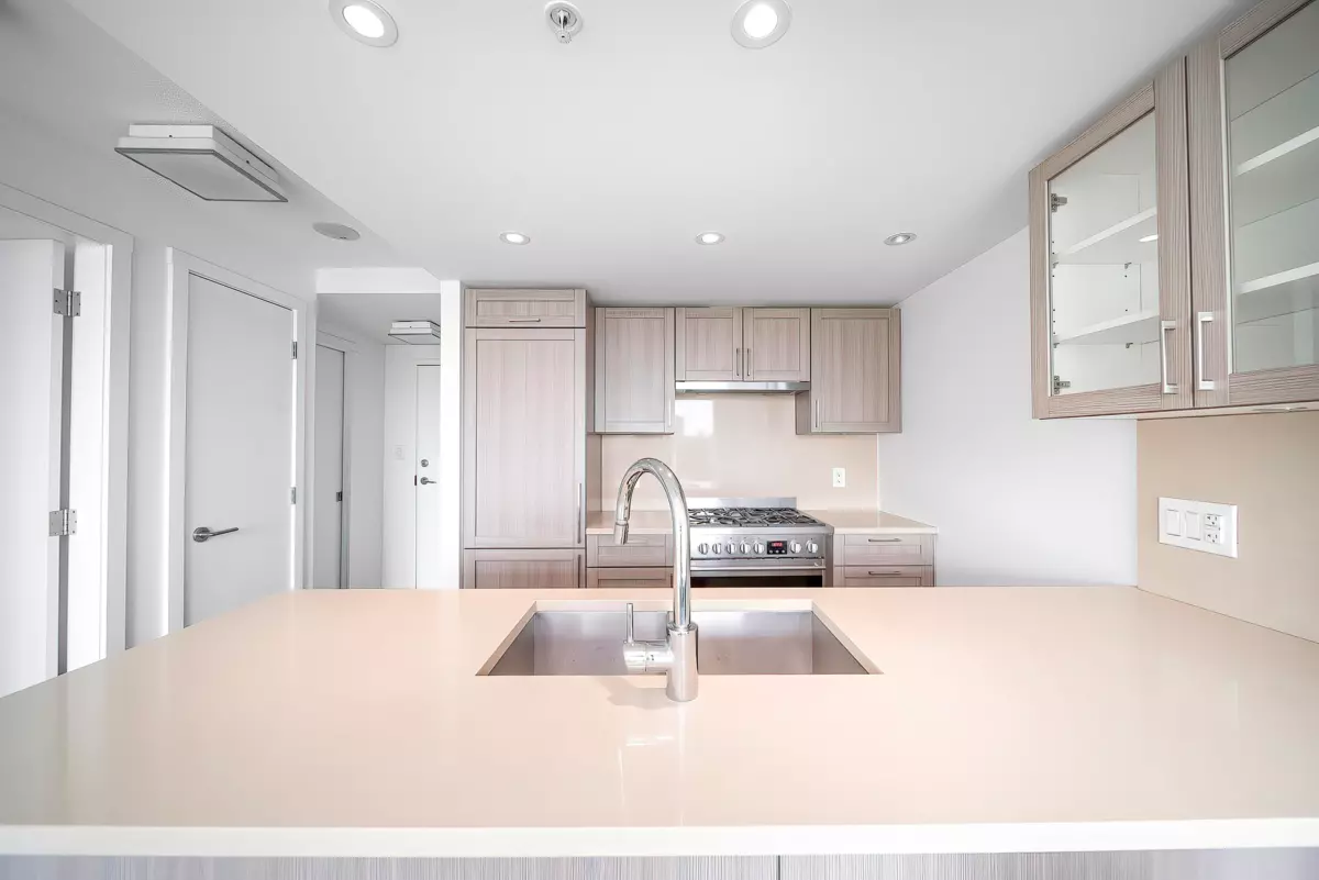 Family Room Photo of 915 5665 Boundary Road, Vancouver, BC