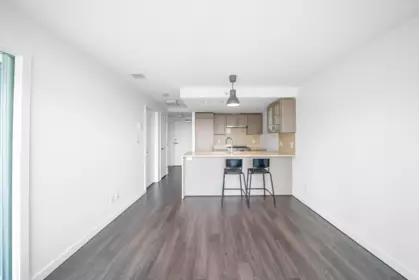 Kitchen Island Photo of 915 5665 Boundary Road, Vancouver, BC