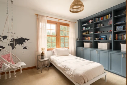 Loft / Bonus Room Photo of 740 Minnows Lane, Bowen Island, BC