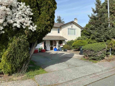 9411 Glenacres Drive, Richmond, BC, Richmond — Single Family Residence for sale