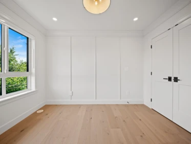 Entry Foyer Photo of 4 3786 Peter Street, Burnaby, BC
