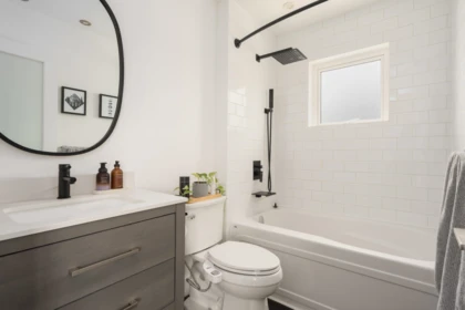 Guest Bathroom Photo of 1 13028 No. 2 Road, Richmond, BC