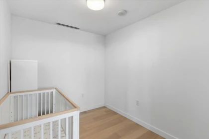 Mudroom Photo of 604 1439 George Street, White Rock, BC