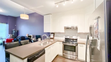 Kitchen Island Photo of 405 827 Roderick Avenue, Coquitlam, BC