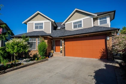 18656 64a Avenue, Surrey, BC, Surrey — Single Family Residence for sale