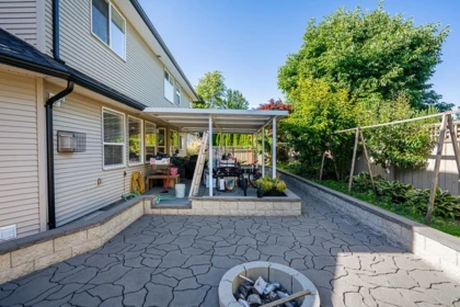Hot Tub / Spa Photo of 18656 64a Avenue, Surrey, BC