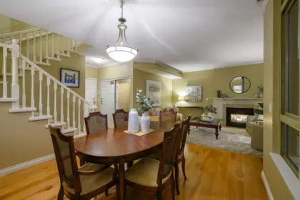 Hallway Photo of 1505 160 W Keith Road, North Vancouver, BC