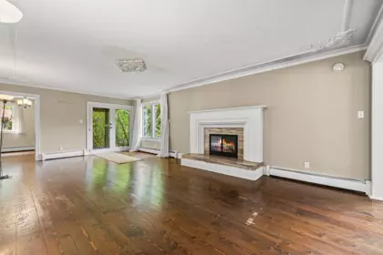 Breakfast Nook Photo of 13936 28 Avenue, Surrey, BC