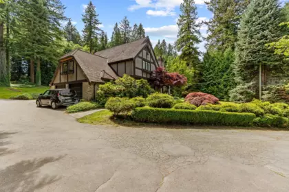 Kitchen Photo of 13936 28 Avenue, Surrey, BC