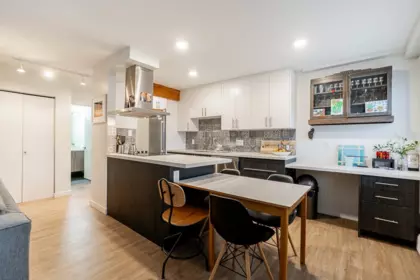 Breakfast Nook Photo of 213 36 E 14th Avenue, Vancouver, BC