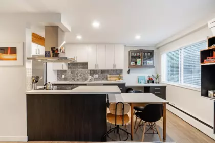 213 36 E 14th Avenue, Vancouver, BC, Vancouver — Apartment/Condo for sale