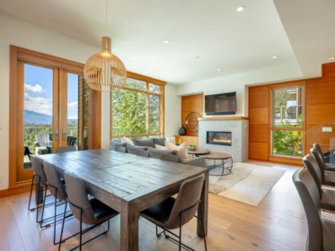 Kitchen Photo of 21 8400 Ashleigh Mcivor Drive, Whistler, BC