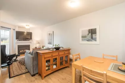 Kitchen Island Photo of 313 147 E 1st Street, North Vancouver, BC