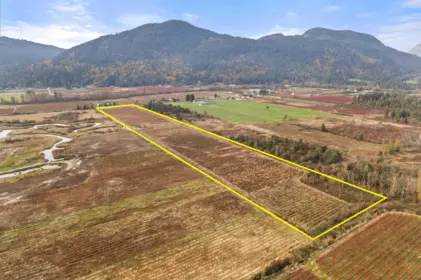 11186 Farms Road, Mission, BC, Mission — Single Family Residence for sale