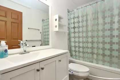 Walk-In Closet Photo of 302 46005 Bole Avenue, Chilliwack, BC