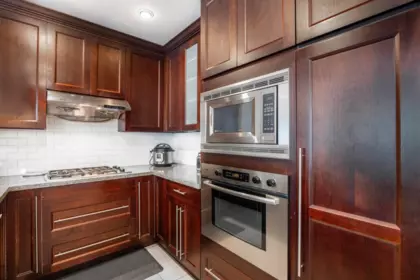 218 4685 Valley Drive, Vancouver, BC, Vancouver — Apartment/Condo for sale