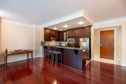 218 4685 Valley Drive, Vancouver, BC, Vancouver — Apartment/Condo for sale