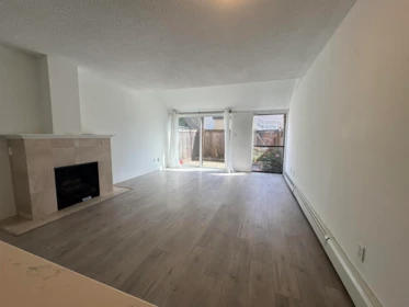 Kitchen Photo of 78 17714 60 Avenue, Surrey, BC