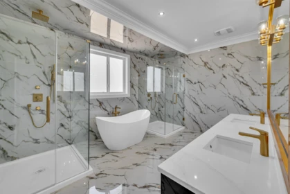 Entry Foyer Photo of 5718 144 Street, Surrey, BC