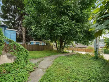 8247 10th Avenue, Burnaby, BC, Burnaby — Single Family Residence for sale