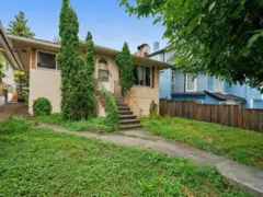 8247 10th Avenue, Burnaby, BC