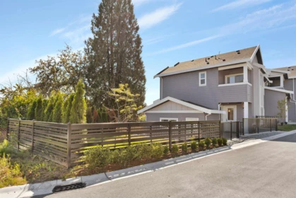Garden / Landscaping Photo of 103 269 King Street, Coquitlam, BC
