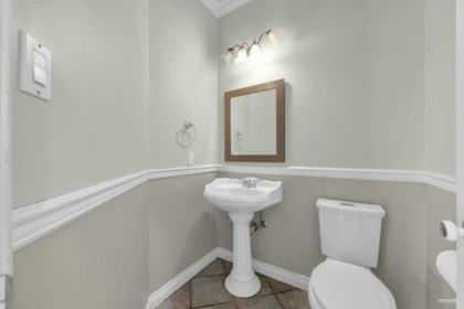 Powder Room Photo of 9171 Pauleshin Crescent, Richmond, BC