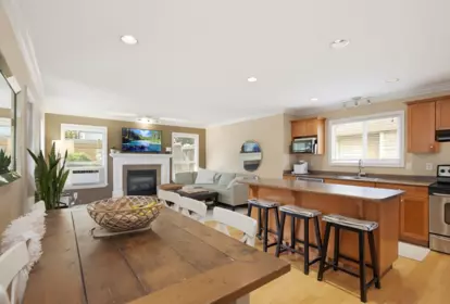 Kitchen Island Photo of 46193 Stoneview Drive, Chilliwack, BC