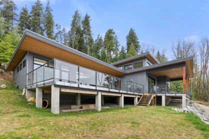 103 Witherby Road, Gibsons, BC, Gibsons — Single Family Residence for sale
