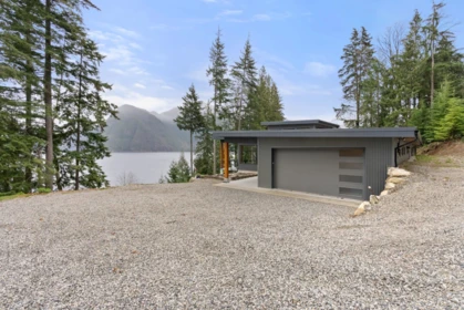 103 Witherby Road, Gibsons, BC, Gibsons — Single Family Residence for sale