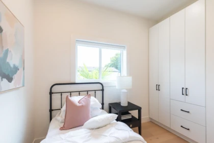 Guest Bathroom Photo of 4 3615 Turner Street, Vancouver, BC
