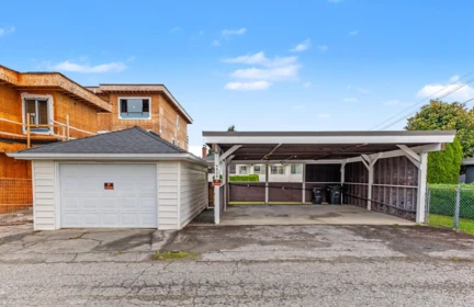 Community Amenities Photo (Clubhouse) of 4830 Southlawn Drive, Burnaby, BC