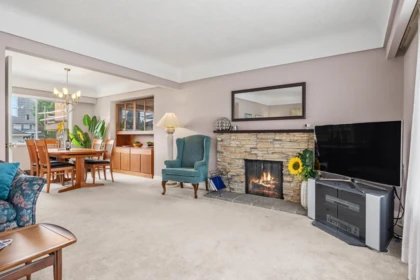 Family Room Photo of 4830 Southlawn Drive, Burnaby, BC