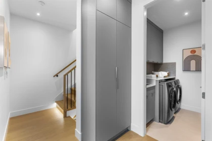 Loft / Bonus Room Photo of 1 6682 Napier Street, Burnaby, BC