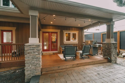 Hot Tub / Spa Photo of 1845 Harbour Street, Port Coquitlam, BC