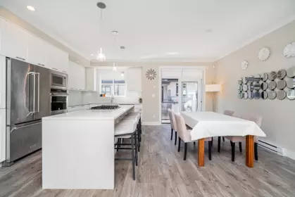 Kitchen Photo of 200 16488 64 Avenue, Surrey, BC