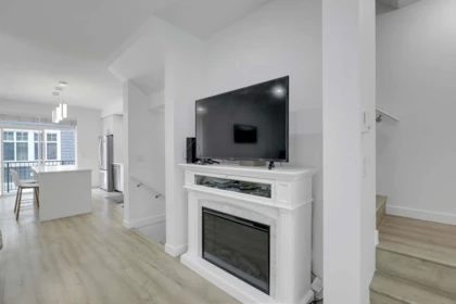 Breakfast Nook Photo of 8 10433 158 Street, Surrey, BC