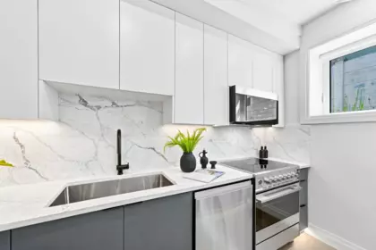 Kitchen Photo of 6164 Granville Street, Vancouver, BC