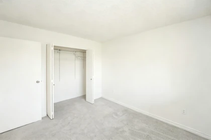 413 8120 Colonial Drive, Richmond, BC, Richmond — Apartment/Condo for sale