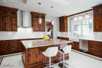 Kitchen Island Photo of 6700 Maple Road, Richmond, BC