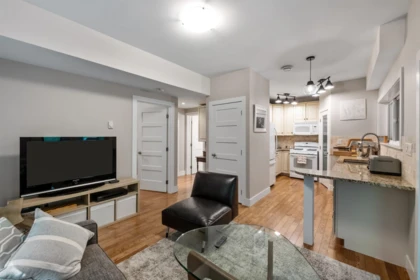 Hallway Photo of 6240 St. Georges Avenue, West Vancouver, BC